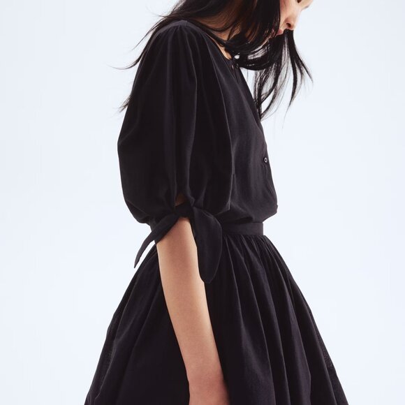 (NWT) H&M - black puff sleeved blouse (small) - Picture 3 of 4